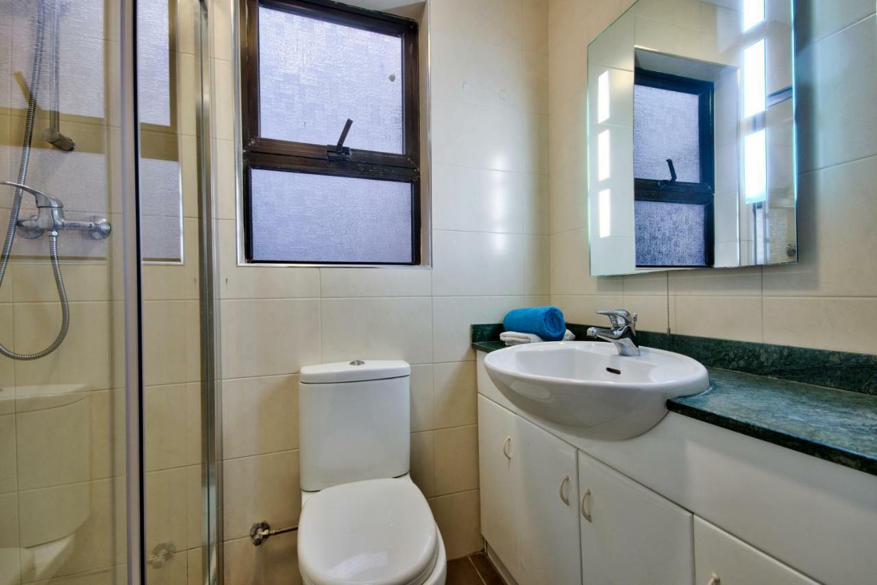 Spinola Court - Stunning Seaview Apartment & Penthouse On Spinola Bay By Shortletsmalta Saint Julian's 外观 照片