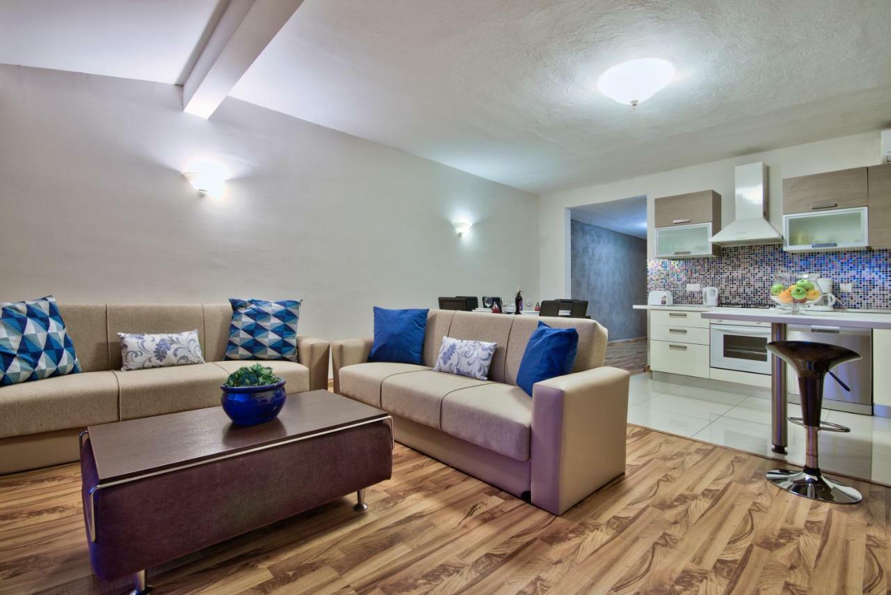 Spinola Court - Stunning Seaview Apartment & Penthouse On Spinola Bay By Shortletsmalta Saint Julian's 外观 照片